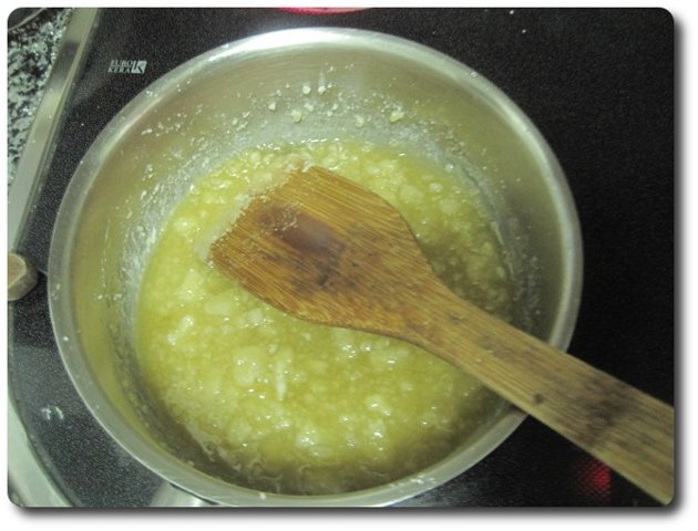 Ya vemos como va tomando un color acastañado.