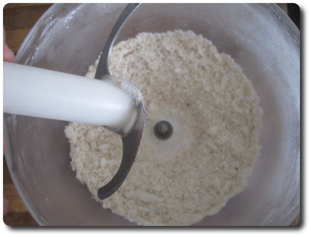 Picamos todo bien hasta que nos quede un polvo fino.