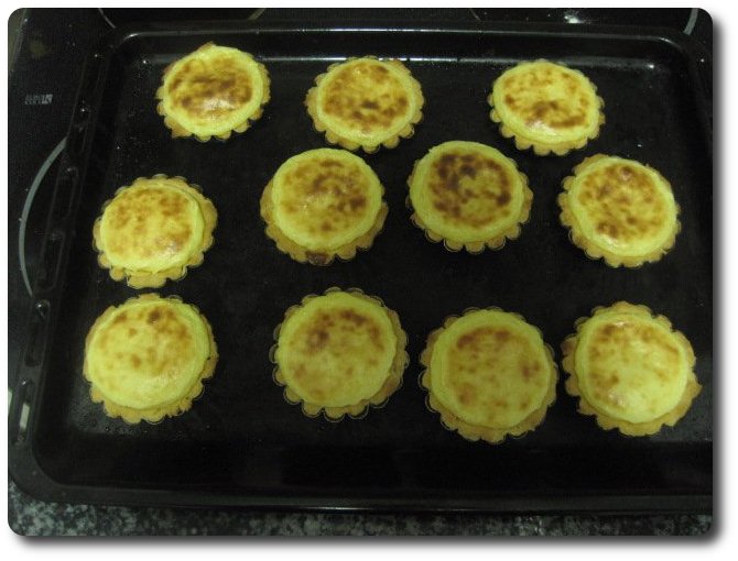 Pasados los 20 minutos, los sacamos del horno, todavía inflados.