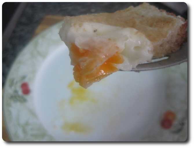 Y aquí dos ejemplos de yema un poco más líquida….