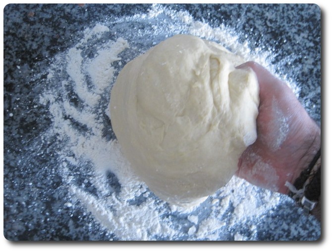 Amasamos un poco más.