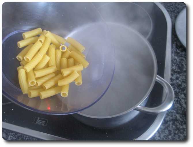 02-recetasbellas-pasteles-pasta-tortiglioni-28mar2016