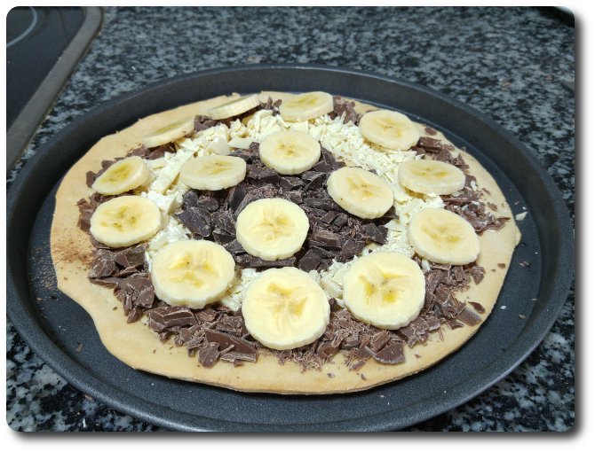 27-recetasbellas-pizza-tres-chocolates-platano-02abr2016